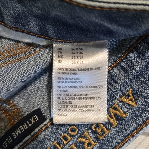 Extreme Flex 4 American Eagle Distressed Jeans - Picture 9 of 11